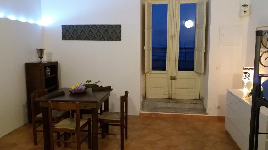 Casa Mimi Apartment Santa Flavia Ngoại thất bức ảnh